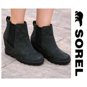 Sorel Joan of Arctic Wedge II Chelsea Black Leather Pull On Wedge Ankle Boots 8